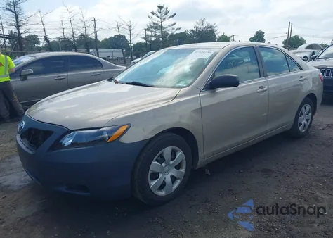 2009 Toyota Camry Le z USA, uszkodzony, nr VIN 4T1BE46K59U387169